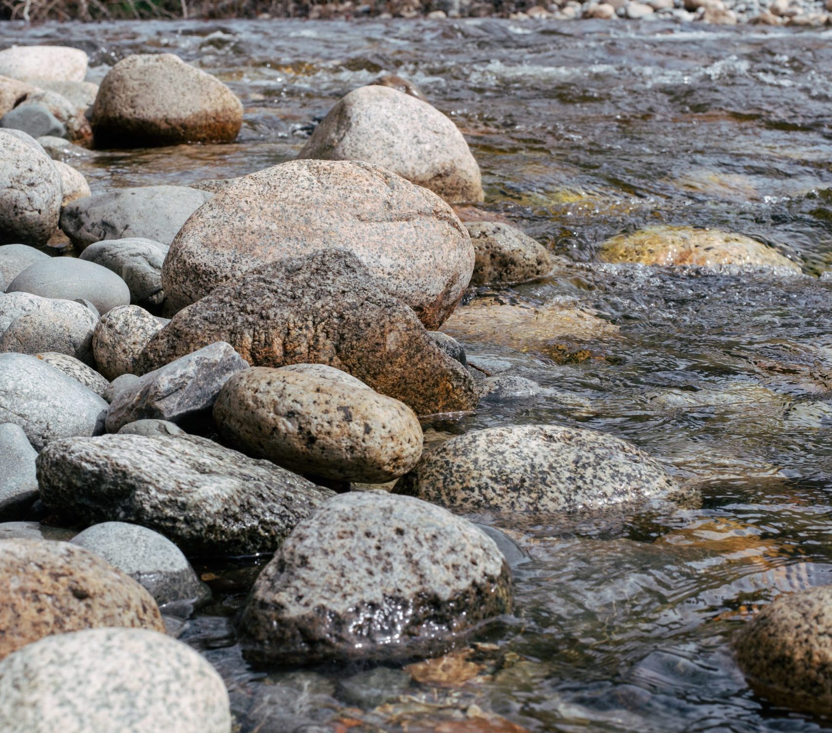 Picture of Chapman Creek before it enters the sea in Sechelt