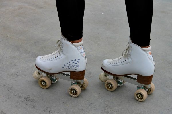 roller-skates-3391617_1280